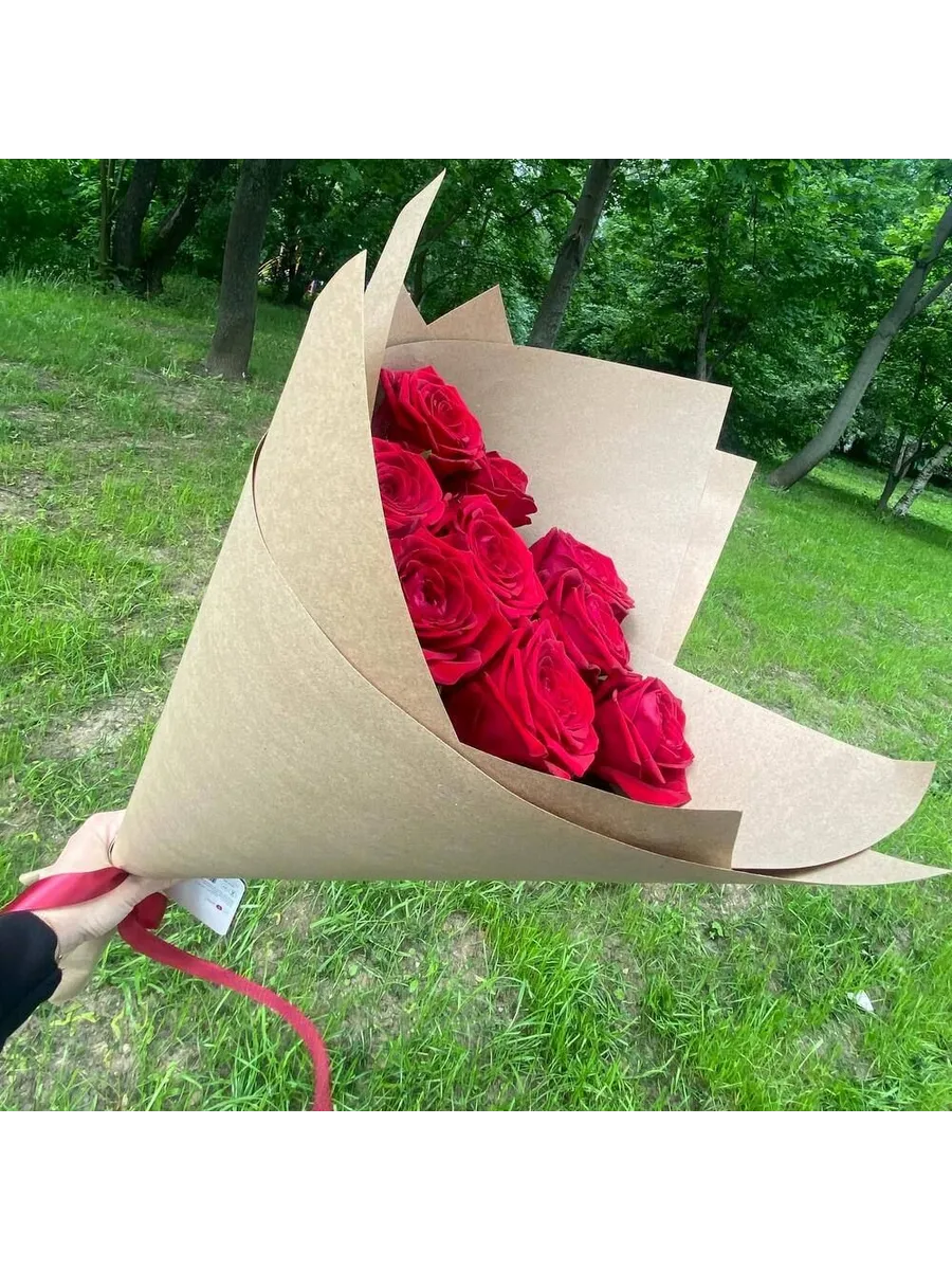 Букет из 9 красных роз